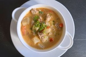 Tom Kha (Thai Coconut Curry Soup) 🌿